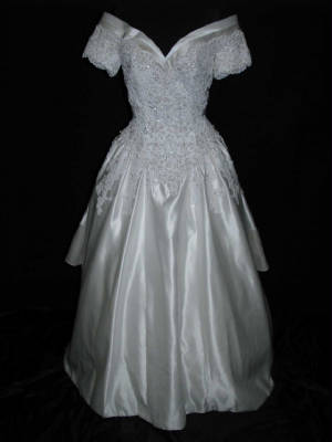 Mon Cheri bridal wedding gown 17-152gownf.jpg