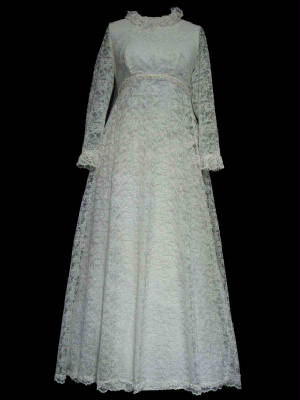 62agownsf.jpg lace vintage bridal wedding gown fro