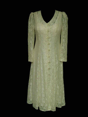 VG3079 Joni Blair Lace Vintage Bridal Gown VG3079