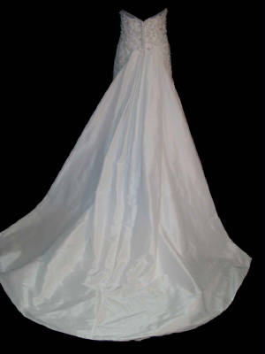 87-283 fit 'n flare ruched wedding gown back