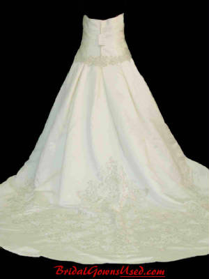Oleg Cassini Bridal Wedding Gown 94 back.jpg