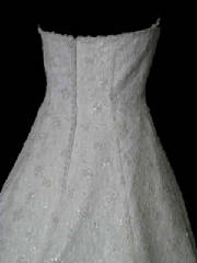gown100-334bbod.jpg Back bodice of wedding gown
