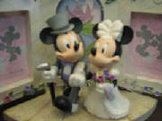 wac19cake top Mickey/Minnie