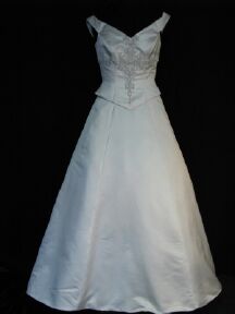 Taylor Maid Wedding Gown front26.145gownf.jpg
