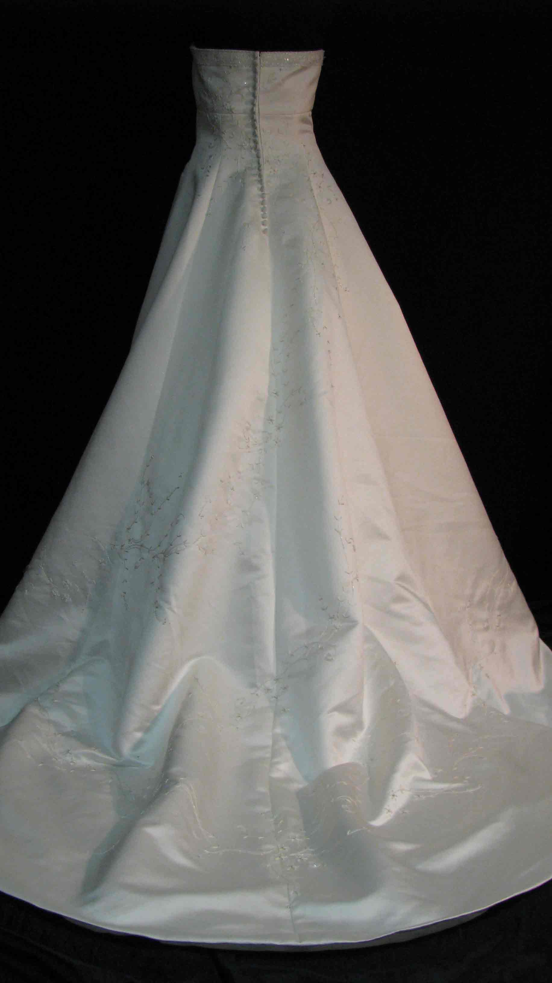 Eden Bridal Wedding Gown #53-169 back. jpg