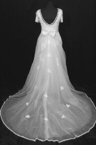 Lady Eleanor bridal gowns 28btrain.jpg