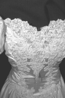Vintage wedding bridal gown front detail 1006-22