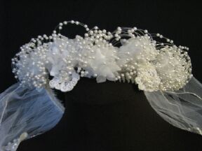 veil and headpiece included in price 6a.jpg